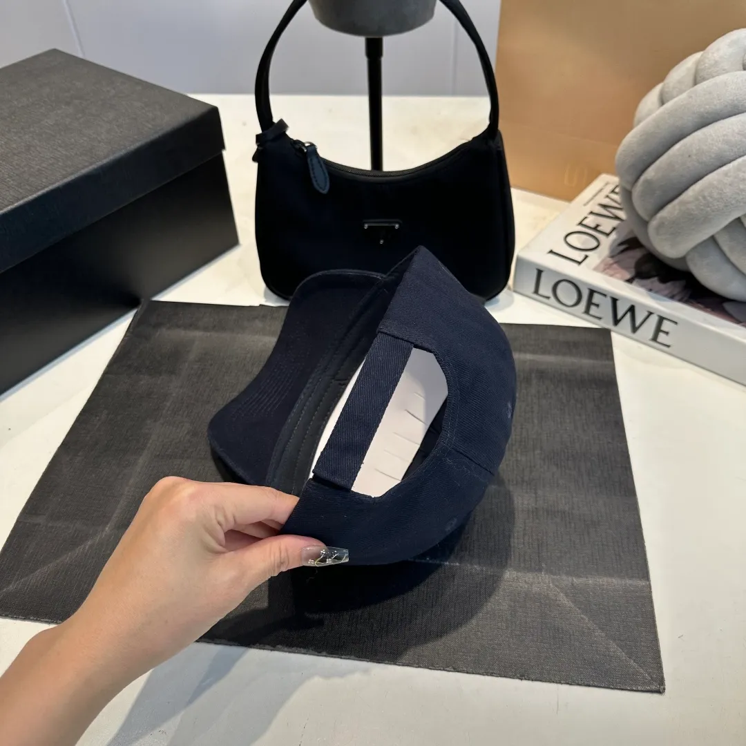 P50 Croxin's new high-quality baseball cap, high-end customized version! The same style as the internet celebrity fashion blogger! Wall crack recommended! Great quality! Head circumference 57cm